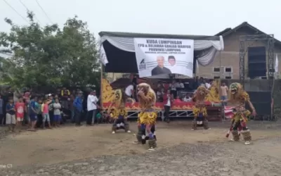 TPD dan Relawan Ganjar-Mahfud Gelar Seni Budaya Kuda Lumpingan di Kecamatan Jati Agung