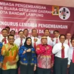 Walikota Eva Dwiana Menghadiri dan Lantik Pengurus LPPD Kota Bandar Lampung 