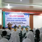 Ratusan Siswa SMAN 1 Kota Bumi Kunjungi Unila Raih Informasi Jalur Masuk