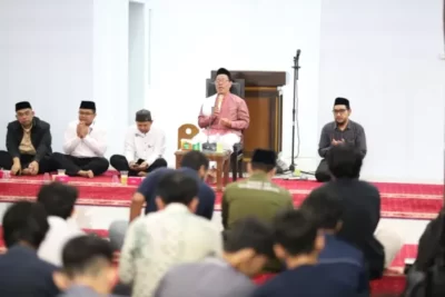 Rektor Beserta Jajaran Pimpinan Universitas Safari Ramadan di FT