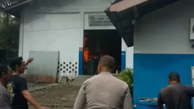 Pemerintah Waspada Aksi Borong BBM Usai Mesin Pembangkit Listrik Terbakar