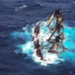 Penyebab Kapal Terbalik di Teluk Jakarta: Ombak Tinggi Sampai 2,5 Meter