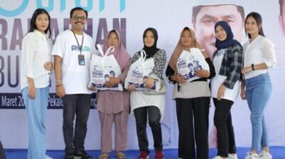 Safari Ramadan BUMN: PNM Bagi-bagi 1.000 Paket Sembako Murah di Lampung