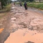 Viral Jalan Rusak, Kado Ultah Ke-25 Lampung Timur