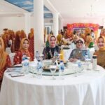 Ibu Riana Sari Arinal Hadiri Milad dan Halal Bihalal Idul Fitri 1445 H Perkumpulan Wanita Palembang Sumatera Selatan 