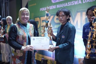 Unila Raih Juara Umum Peksimida 2024 di Malahayati