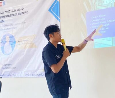 Tingkatkan Kreativitas Anggota, UKM-U Saintek Gelar Pelatihan Desain Grafis dan Produksi Video