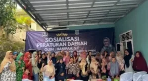 Anggota DPRD Hanifah: Inginkan Warga Mulyosari Pesawaran Paham Tentang Perda Rembug Desa