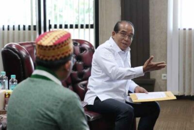 Pj. Gubernur Samsudin Diskusi Pembangunan dan Pengembangan Pendidikan dengan Mahasiswa yang Tergabung di KAMMI