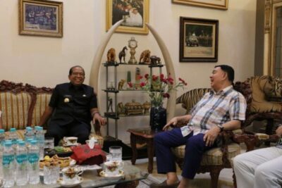 Pj. Gubernur Samsudin Silaturahmi ke Mantan Gubernur Lampung Sjachroedin ZP
