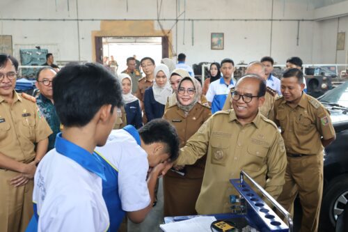 Pj. Gubernur Samsudin Tinjau Program Pelatihan Berbasis Kompetensi di BLK Bandar Lampung