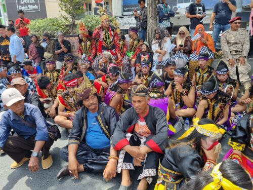 Paguyuban Bela Budaya Provinsi Lampung Sambut RMD - Jihan Daftar ke KPU