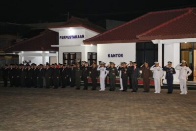 Sekdaprov Fahrizal Ikuti Apel Kehormatan dan Renungan Suci