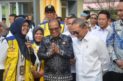 Pj. Gubernur Lampung Dampingi  Menko Bidang Pangan Resmikan Pasar Natar, Dorong Penguatan Ekonomi Lokal