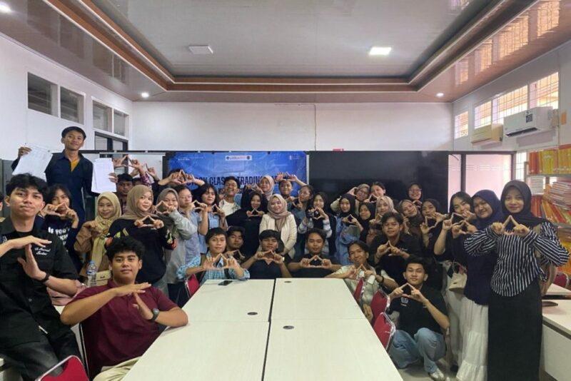 Laboratorium Bisnis – Galeri Investasi (Kspm) Fisip Unila Mengadakan Kegiatan Stock Class Dan Trading Bareng Investor Saham