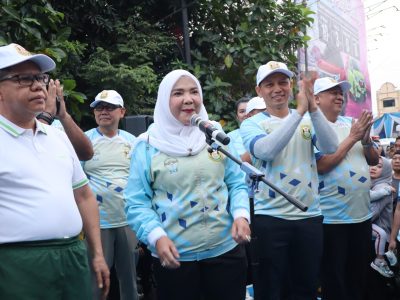 Wali Kota Eva Dwiana Lepas Ribuan Warga Jalan Sehat HUT ke-343 Bandar Lampung