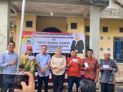 Ketua komisi III DPRD Lamsel, Yuti Rama Yanti Gelar Sosialisasi IPWK di Palas