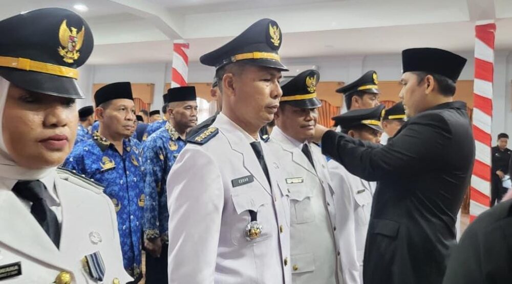 H M Syukur: Rotasi dan Promosi Jabatan Biasa dalam Pemerintahan