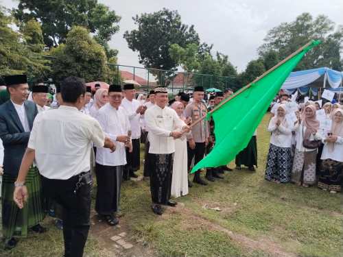 Metro Gelar Upacara Memperingati Hari Santri Nasional Tahun 1447 H/2025 M