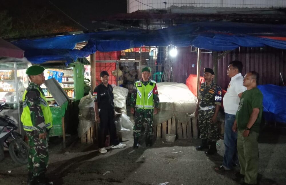 Patroli Malam Koramil 420-08/Tabir: Wujud Nyata Sinergi TNI dan Masyarakat Jaga Keamanan Wilayah