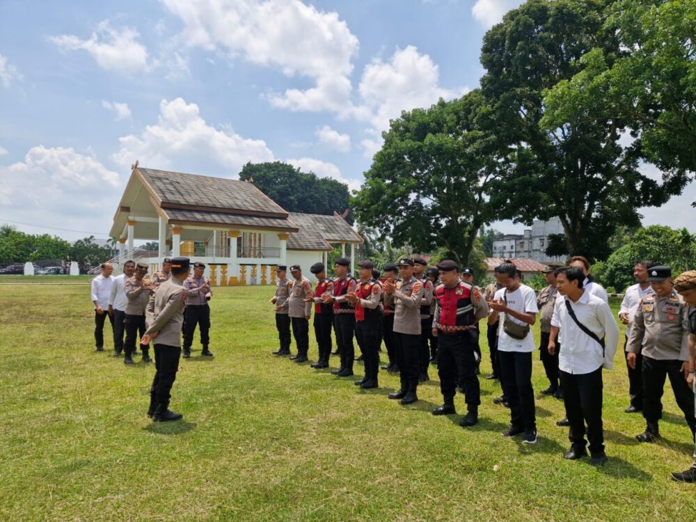 Ratusan Warga Tabir Raya Gelar Aksi Damai, Polres Merangin Amankan Jalannya Unjuk Rasa