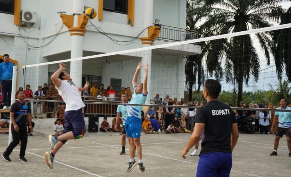 Tim Volly RD Bupati Unggul Atas Tim Kejari Merangin