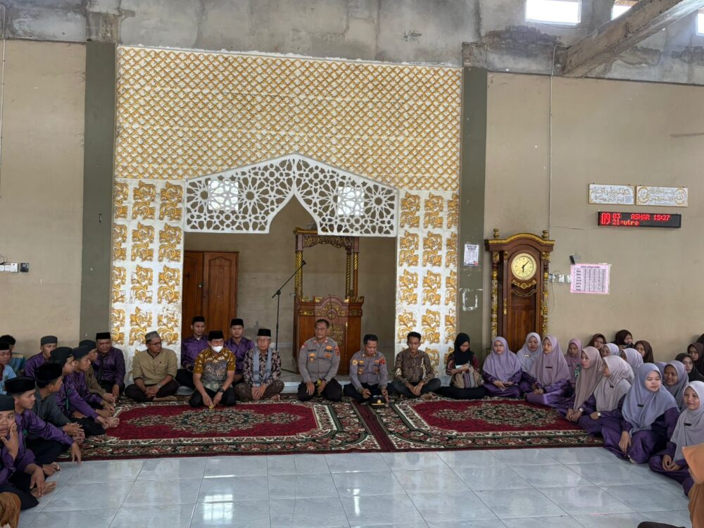 Polres Merangin Sukses Gelar Evaluasi Program Makan Bergizi Gratis di Pondok Pesantren Tahfizul Qur’an Lebay Yasin