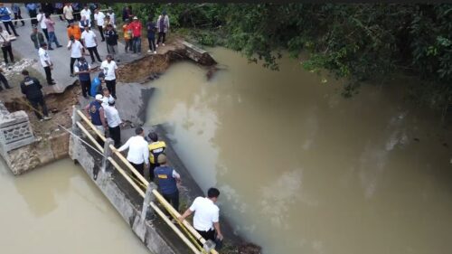 Gubernur Lampung Perintahkan Penanganan Cepat Jembatan Kali Nughik yang Putus