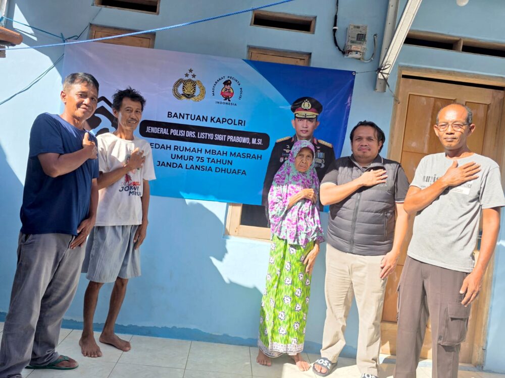 Kapolri Bedah Rumah Janda Lansia Dhuafa Sebatangkara Umur 75 Tahun Di Serang