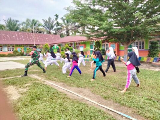 Babinsa Koramil 420-08/Tabir Melaksanakan Pembinaan Bintahwil Desa Sido Lego kec. Tabir Lintas 