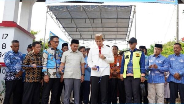 52 Tahun Rusak, Jalan Kota Dalam–Budidaya Akhirnya Diresmikan Bupati Lampung Selatan Radityo Egi Pratama