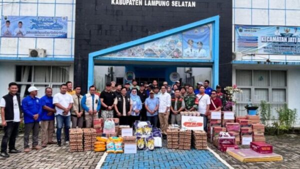 Pemkab Lampung Selatan Salurkan Bantuan untuk 1.175 KK Korban Banjir di Empat Kecamatan