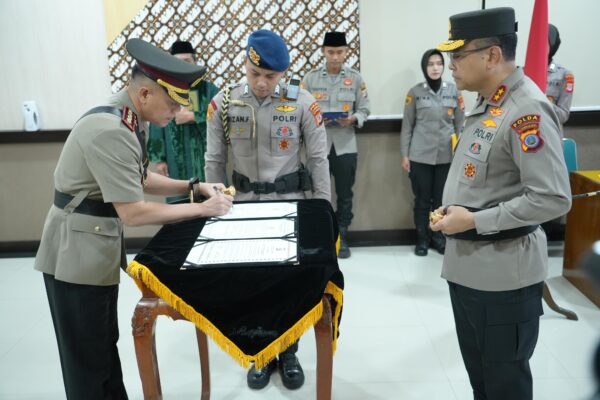 Polda DIY Lantik Kapolresta Sleman Baru