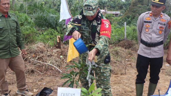 Penanaman Pohon di Lokasi TMMD ke-128 Desa Seko Besar