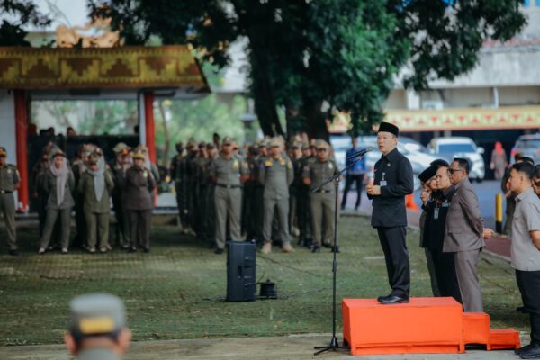 Sekdaprov Lampung Tekankan Profesionalisme dan Soliditas Satpol PP dalam Penegakan Perda