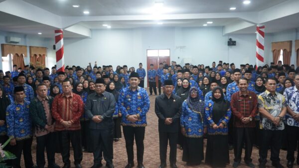 Lantik 237 Kepala Sekolah, Bupati M. Syukur Sampaikan 4 Pesan Penting