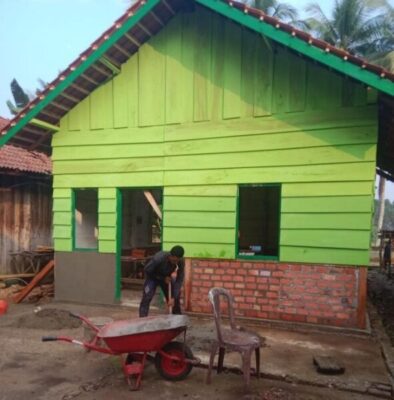 Gentengisasi RTLH Capai Tahap Akhir, Rumah Layak Huni Warga Desa Lubuk Sayak Kian Nyata