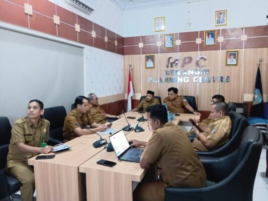 Perkuat Integrasi Layanan Pertanahan dan Program Bedah Rumah, Sekda Zulhifni Ikuti Rakor Bersama Menteri PKP
