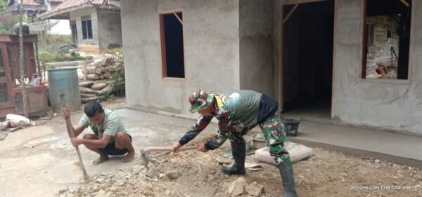 Dampingi Pembangunan RTLH Pak Sianto di Desa Bukit Murau