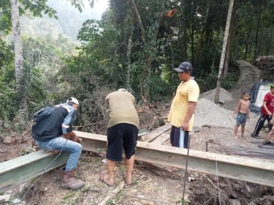 PEMBANGUNAN JEMBATAN GANTUNG DI DESA BUKIT BERANTAI MULAI DILAKSANAKAN