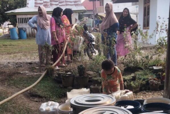 Warga Kungkai Berterimakasih kepada Bupati H M Syukur  · Atas Respon Cepat Bantuan Air Bersih Disaat Sumur Warga Kering