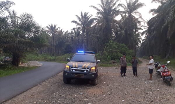 Antisipasi Balap Liar, Personil Polsek Pamenang Laksanakan Hunting di Jalinsum Hingga Jalan Kabupaten
