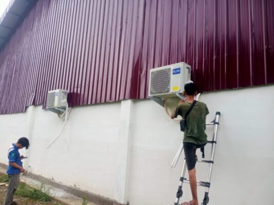 Babinsa Koramil 420-08/Tabir, Sertu Trimo Santoso, Laksanakan Komsos Bersama warga masyarakat di Desa Tanjung ilir, Kecamatan Tabir