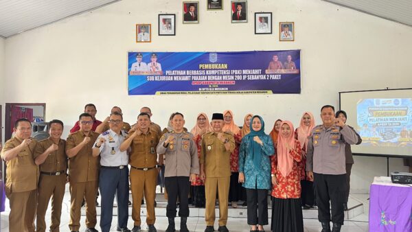 Cetak SDM Mandiri, Wabup A. Khafidh Buka Pelatihan Menjahit Berbasis Kompetensi 2026