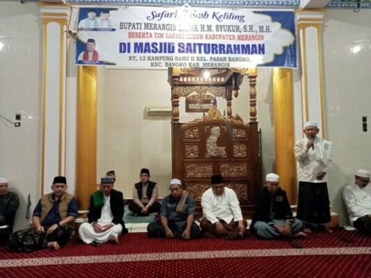 Subling Ke-12, Bupati Merangin Paparkan Capaian Pembangunan Langsung di Hadapan Masyarakat Pasar Bangko